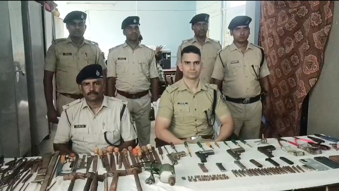 पटना के दानापुर में मिनी गन फैक्ट्री का भंडाफोड़, दो गिरफ्तार 