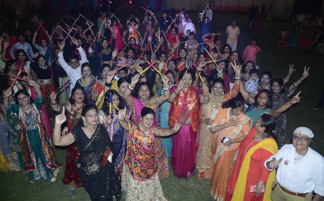 कानपुर साउथ में बजा डांडिया का डंका