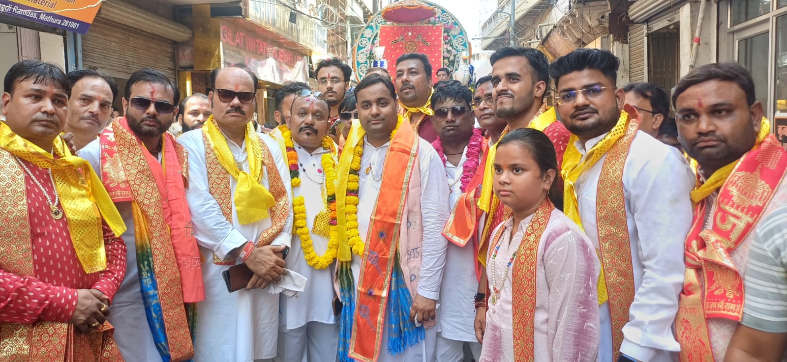 नगर में निकली माँ वैष्णो की 19 वीं भव्य शोभायात्रा