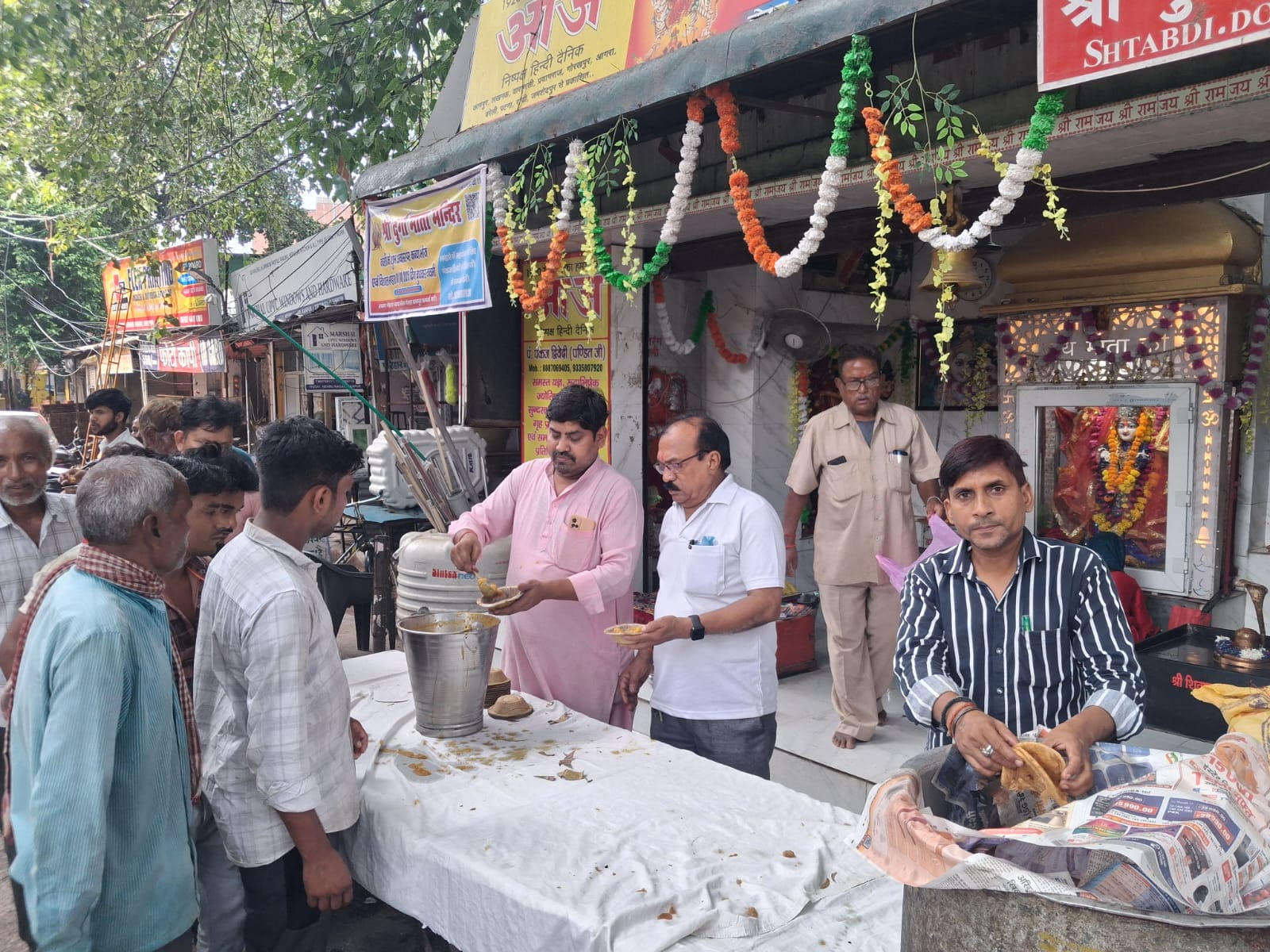 बीते 40 वर्षों से क्षेत्र का प्रसिद्ध श्री दुर्गा माता मंदिर में आयोजित किया जाता है विशाल भंडारा