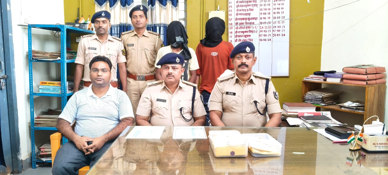 चुनाव और पर्व से पहले नवगछिया पुलिस का बड़ा एक्शन: 50 लाख की ब्राउन शुगर जब्त, दो तस्कर गिरफ्तार