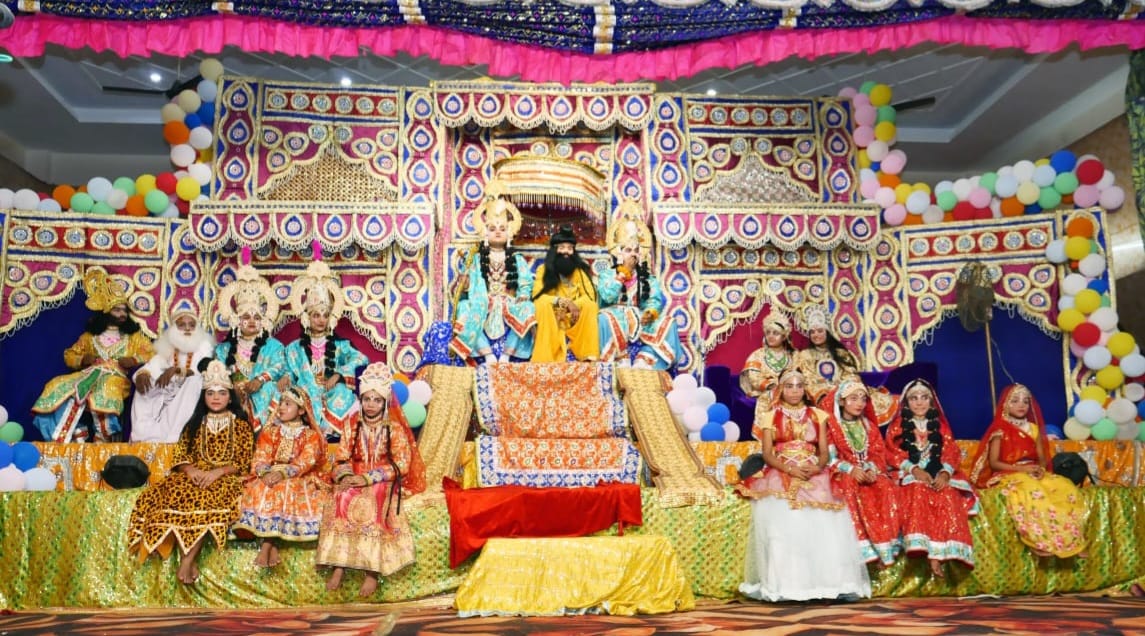 राम जी की निकली सवारी राम जी की लीला है न्यारी, निकली भव्य राज गद्दी शोभा यात्रा