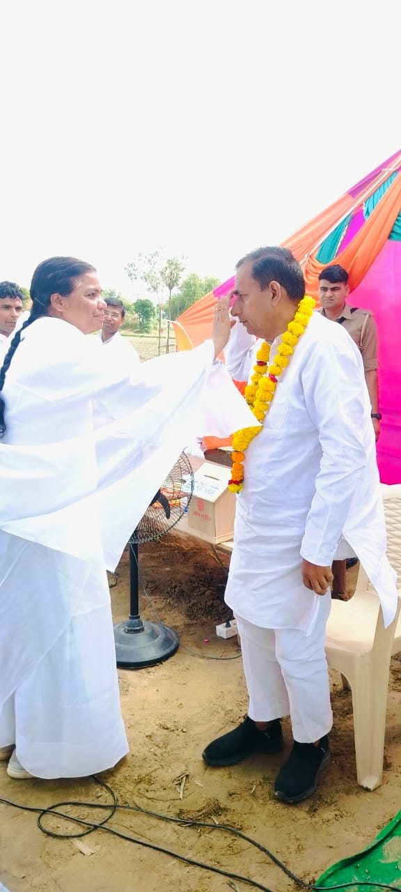 ब्रह्माकुमारी सिरसागंज की नवीनतम शाखा धातरी का किया गया भूमि पूजन 