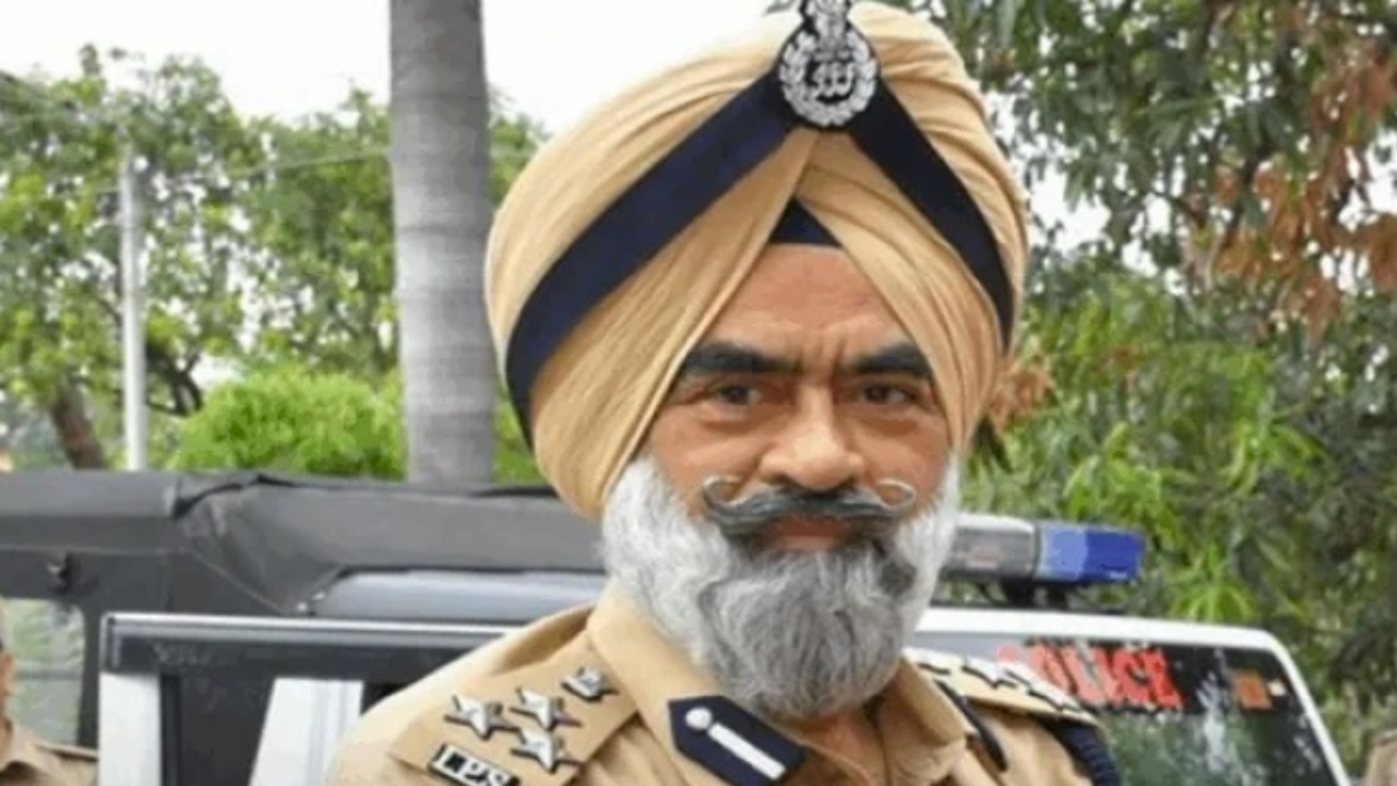भ्रष्टाचार मामले में पंजाब पुलिस के डीआईजी हरचरण भुल्लर को सीबीआई ने गिरफ्तार किया