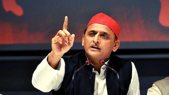 सपा प्रमुख ने मुख्यमंत्री योगी आदित्यनाथ को ‘स्टार विभाजक’ करार दिया