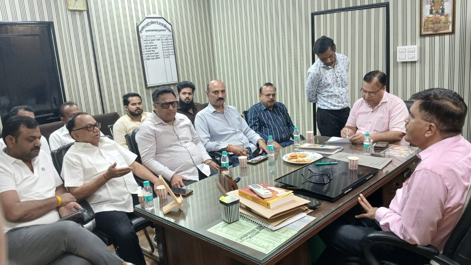 त्योहारी सीजन में व्यापारियों से संवाद की पहल, राजस्व बढ़ाने में मांगा सहयोग