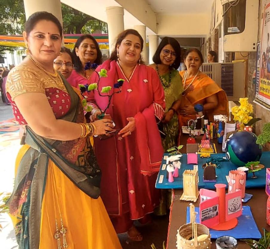 भूगोल विभाग द्वारा ईको क्लब के अंतर्गत ‘बायोडायवर्सिटी एवं इको सिस्टम’ पर प्रदर्शनी का आयोजन