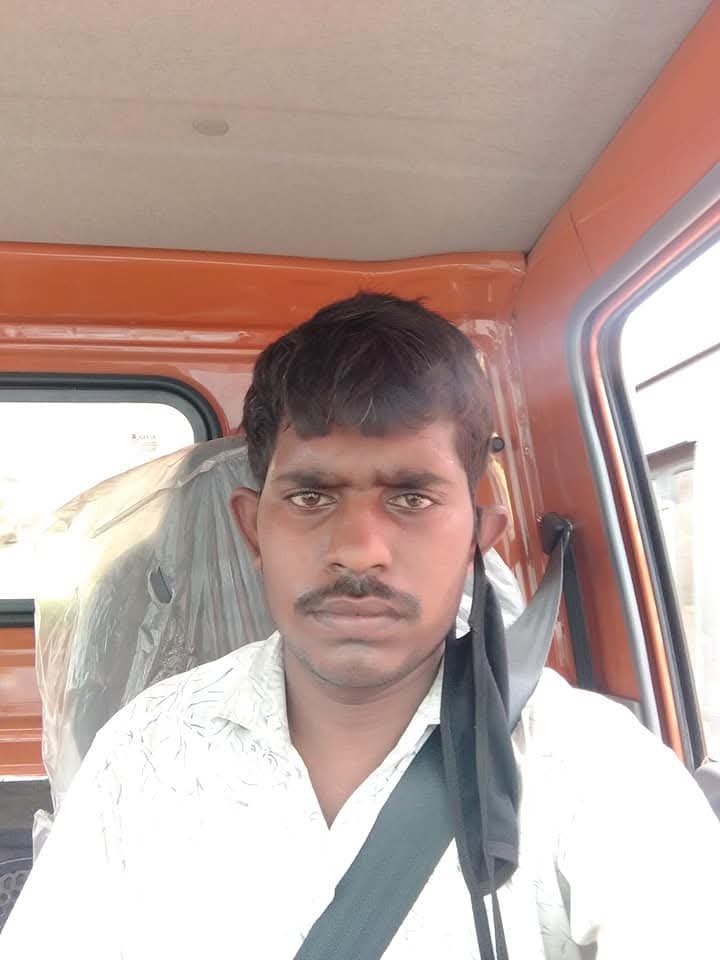 बाइक सवार तीन भाईयों को अज्ञात वाहन ने रौंदा, एक भाई की मौत