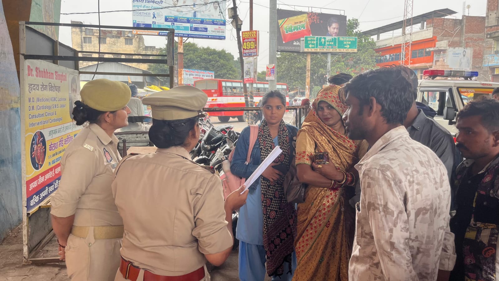 टूंडला पुलिस का जनहित में कदम — नए आपराधिक कानूनों पर चला जागरूकता अभियान