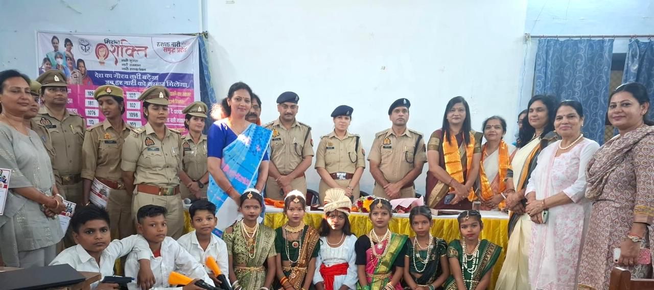 बेटियों ने सीखा हिम्मत का मंत्र, बोले एसपी सिटी — “अप्रिय घटना छिपाओ मत, आवाज उठाओ!”