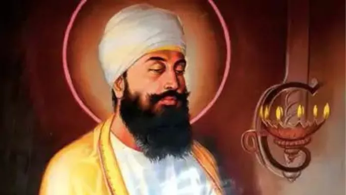 गुरु तेग बहादुर के शहीदी दिवस के उपलक्ष्य में मंगलवार को दिल्ली में सार्वजनिक अवकाश घोषित