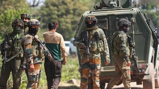 पाकिस्तान के सुरक्षा बलों ने 22 आतंकवादियों को मार गिराया