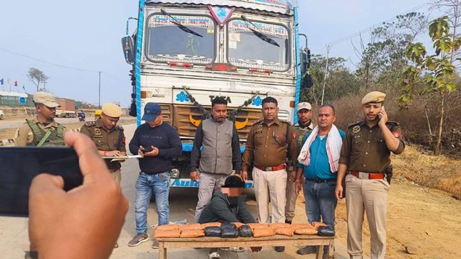 मणिपुर में 18 किलोग्राम अफीम जब्त, असम के दो व्यक्ति गिरफ्तार
