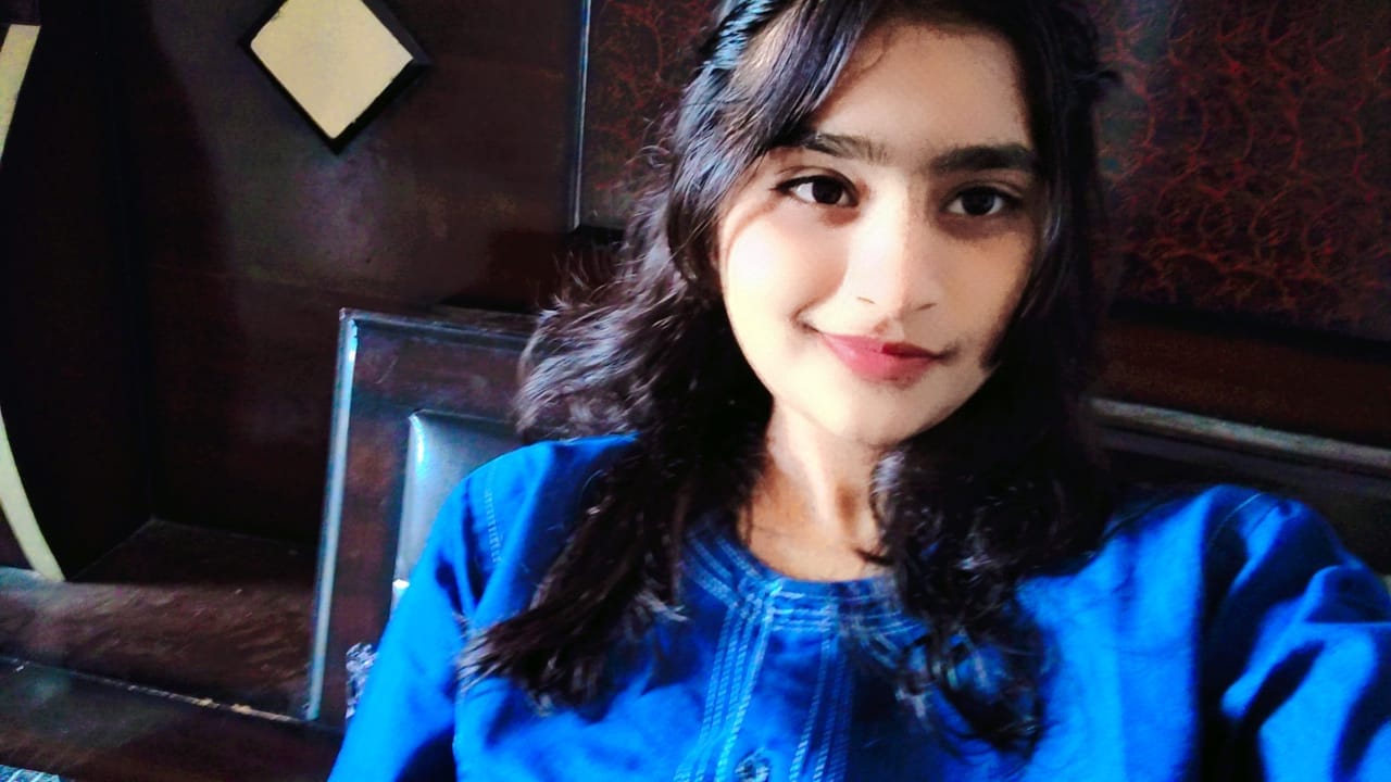 बाथरूम में पानी गर्म करने वाली रॉड से करंट लगने से 16 वर्षीय आयुषी की मौत