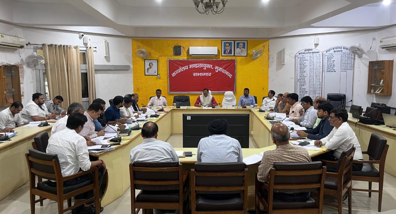 दुर्घटनाओं पर अंकुश लगाने हेतु कार्यवाही के निर्देश, बिना हेलमेट लगाए चालकों के विरुद्ध करें कार्यवाही : मंडलायुक्त