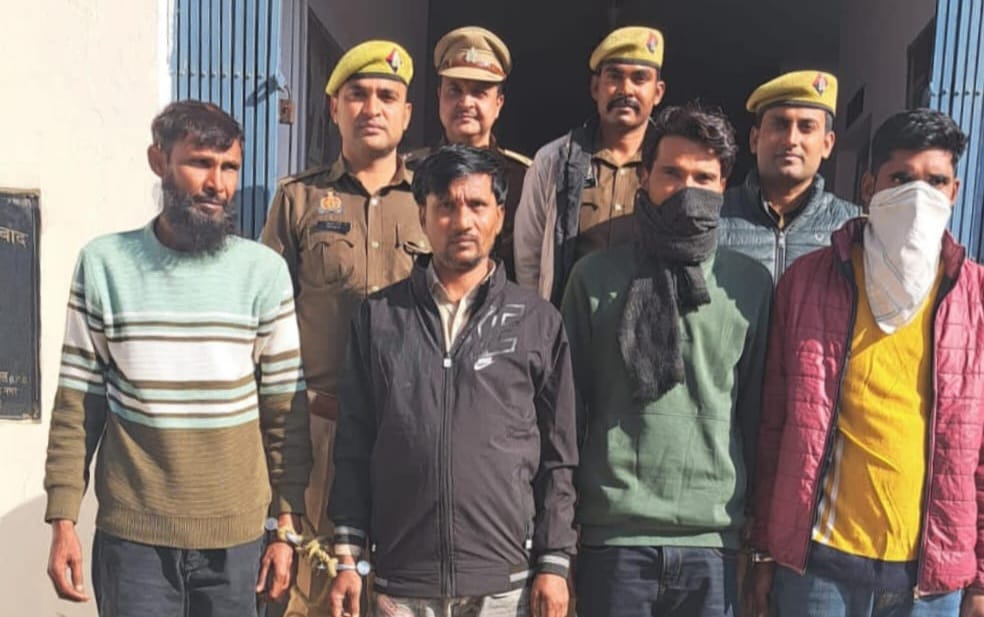 STF की बड़ी कार्यवाई चोरी के 04 ट्रैक्टर व 02 इंजन बरामद, चार आरोपी गिरफ्तार 