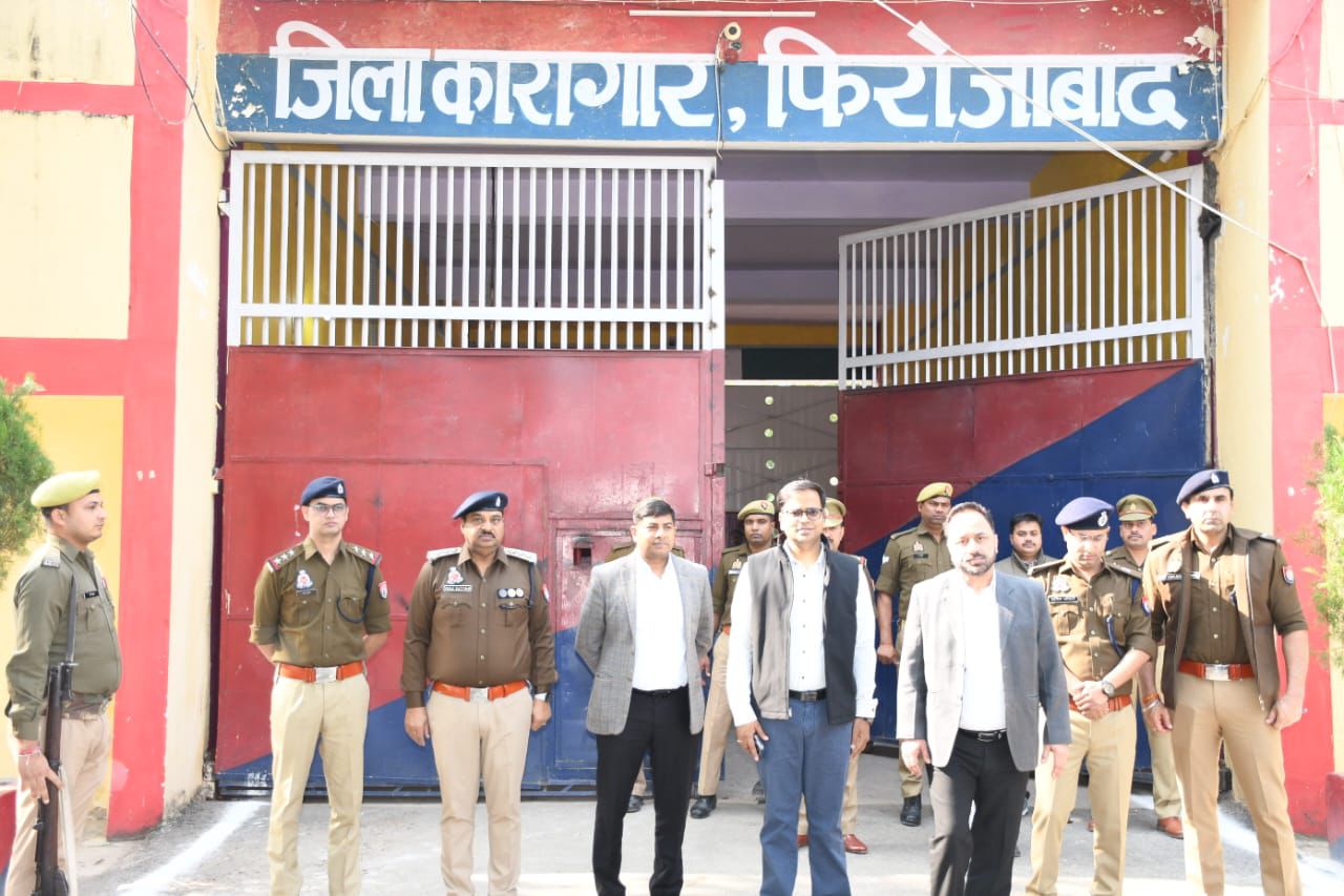 जिलाधिकारी व जिला जज ने किया जिला कारागार का औचक निरीक्षण