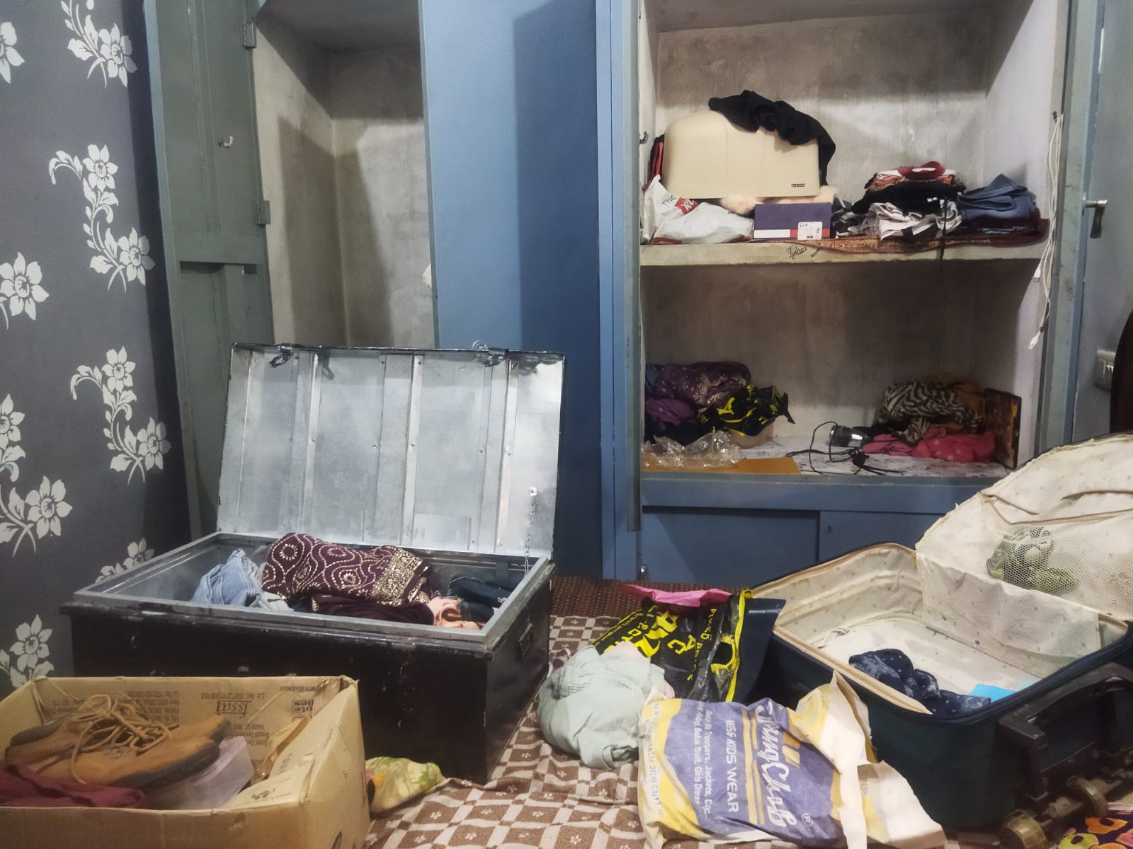 थाना क्षेत्र में लगातार बढ़ रही चोरियों से दहशत, पुलिस व्यवस्था नाकाम 