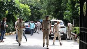 दिल्ली: कई शहरों में पुलिस को धमकी भरे ईमेल भेजने के आरोप में व्यक्ति गिरफ्तार