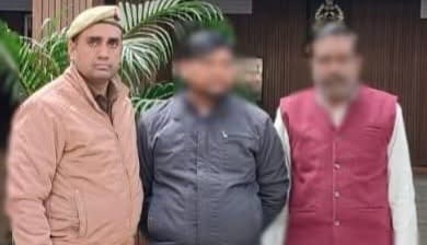 अवैध चरस की तस्करी करने के 02 आरोपियों को पकड़ा 