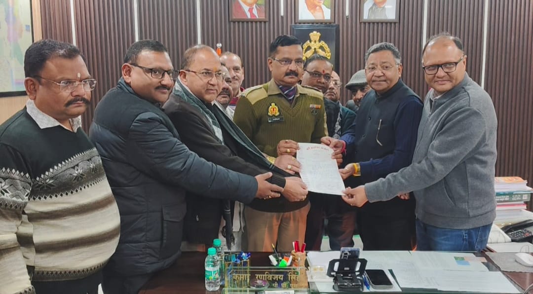 नगर विधायक के भाई पर हमले का सर्राफा कमेटी ने जताया विरोध, एसपी सिटी को सौंपा ज्ञापन