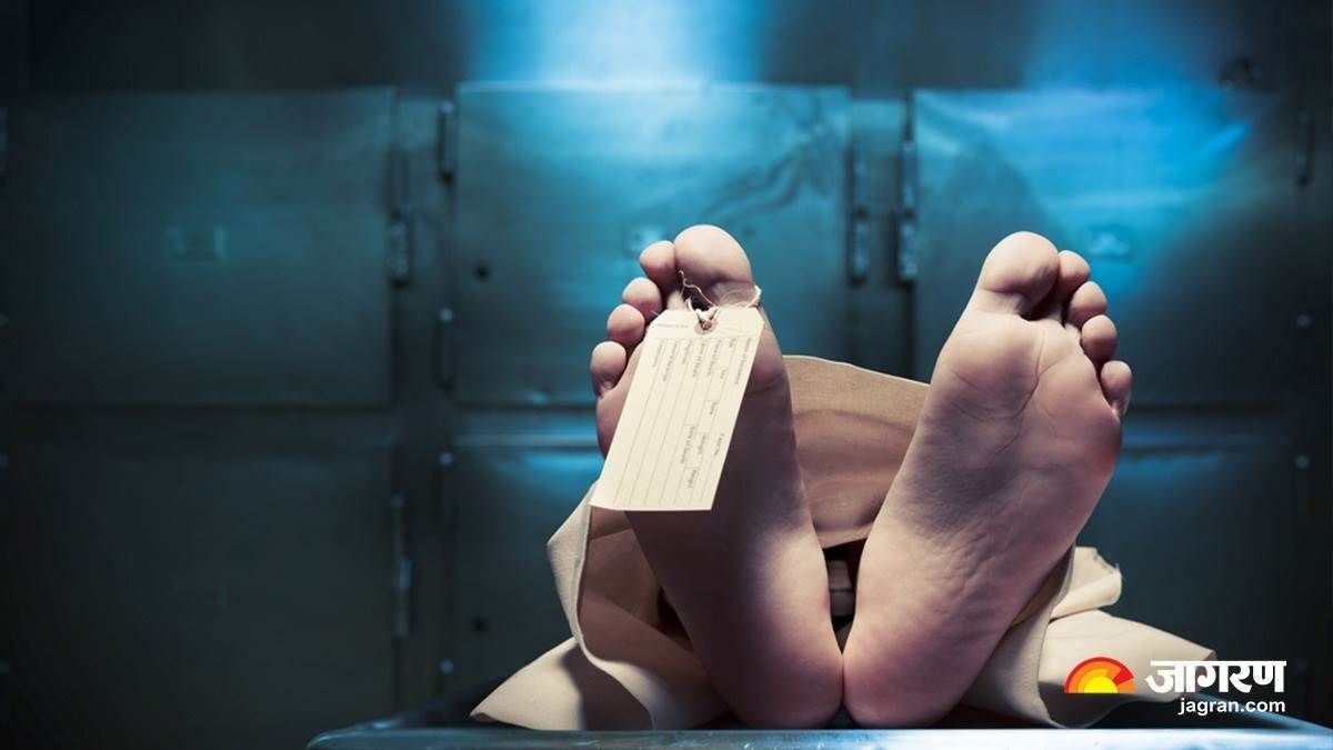 पटना हवाई अड्डे में सुरक्षा जांच के दौरान बेहोश होकर गिरने के बाद महिला की मौत