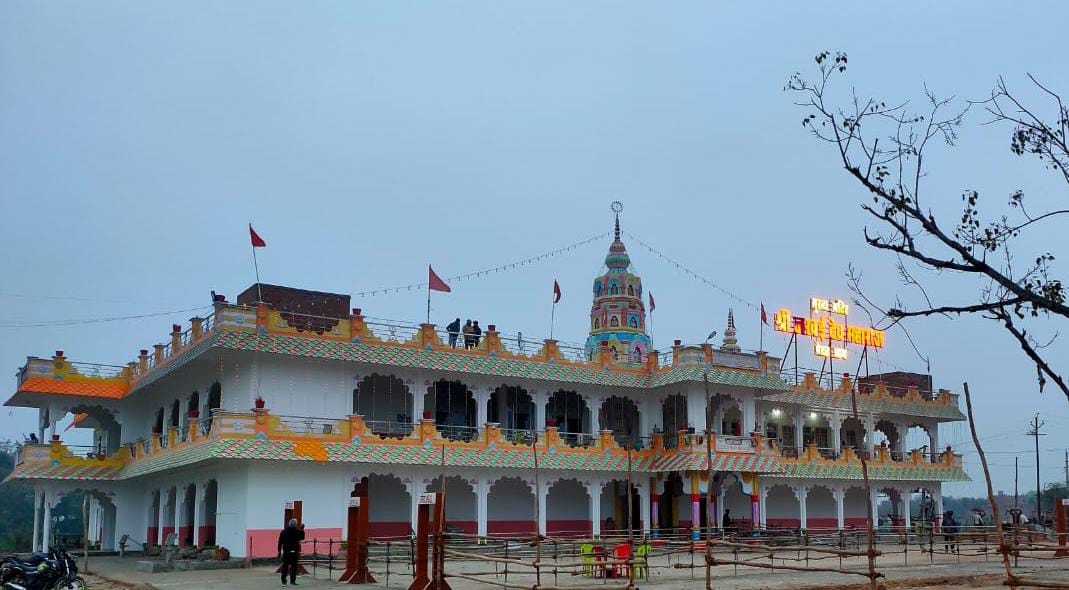 जखई महाराज के मेले में उमड़ा जन सैलाब