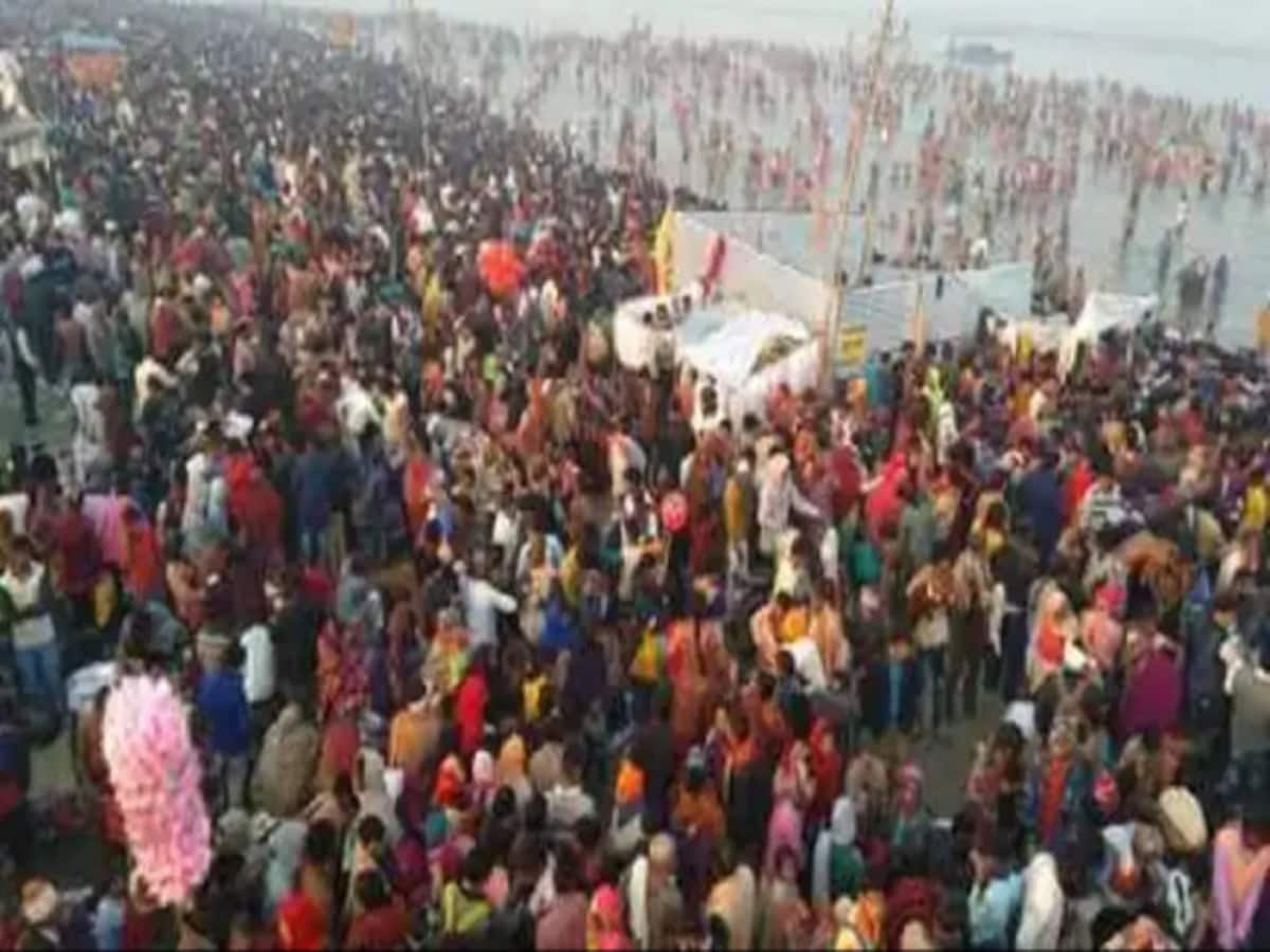 मकर संक्रांति पर गंगासागर मेले में भारी भीड़, लाखों श्रद्धालुओं ने किया स्नान