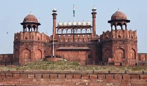 आतंकवादी खतरा: दिल्ली में प्रमुख धार्मिक और ऐतिहासिक स्थलों के पास सुरक्षा बढ़ाई गई