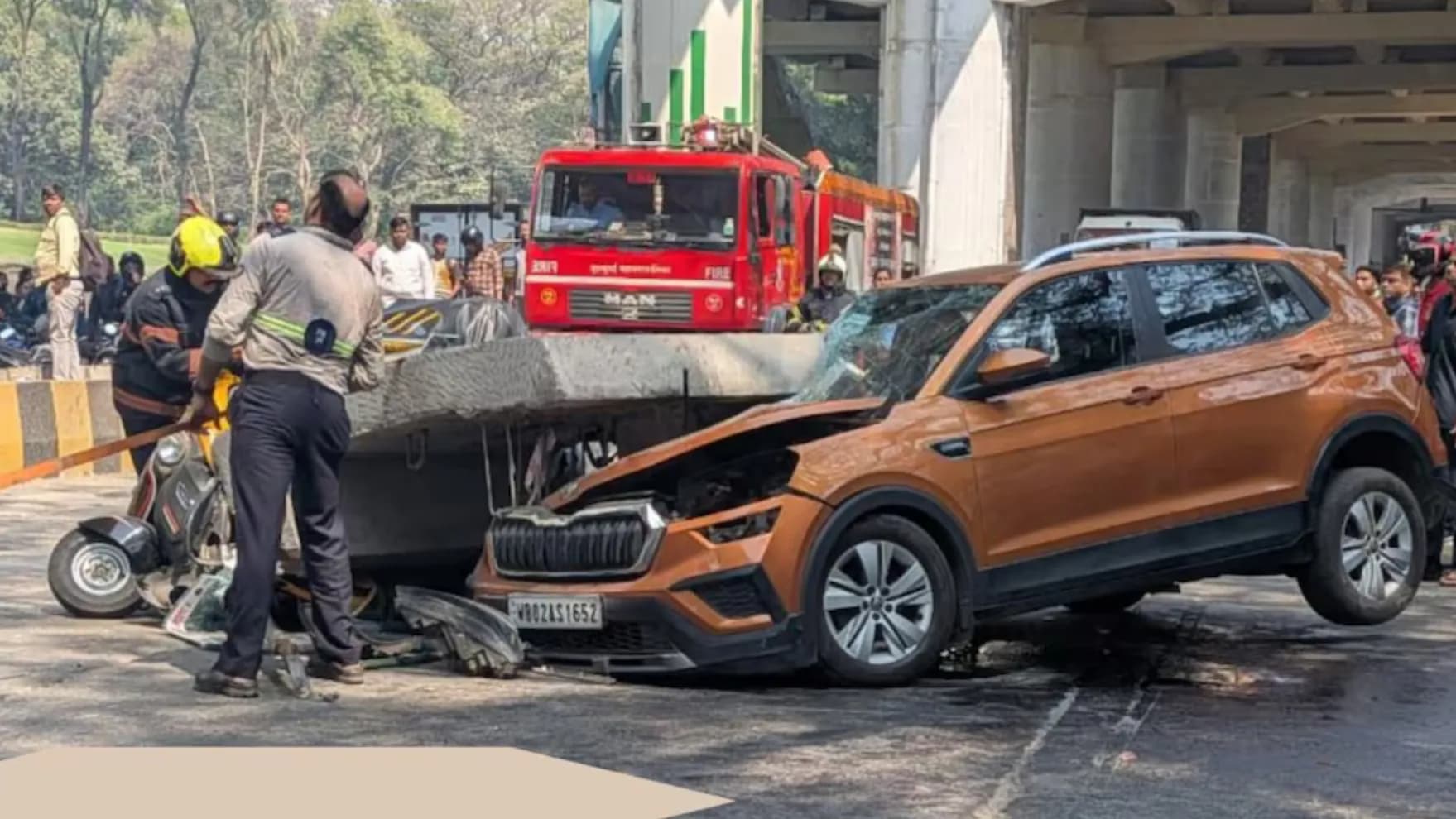 मुंबई में निर्माणाधीन मेट्रो लाइन का स्लैब गिरने से एक व्यक्ति की मौत, तीन अन्य घायल