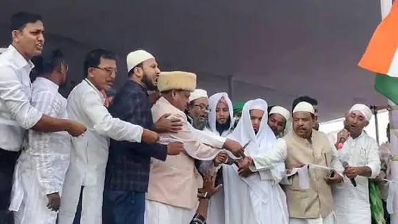 मुर्शिदाबाद में 'बाबरी मस्जिद' बनाने के ऐलान पर हिमंत विश्व शर्मा ने किया तंज