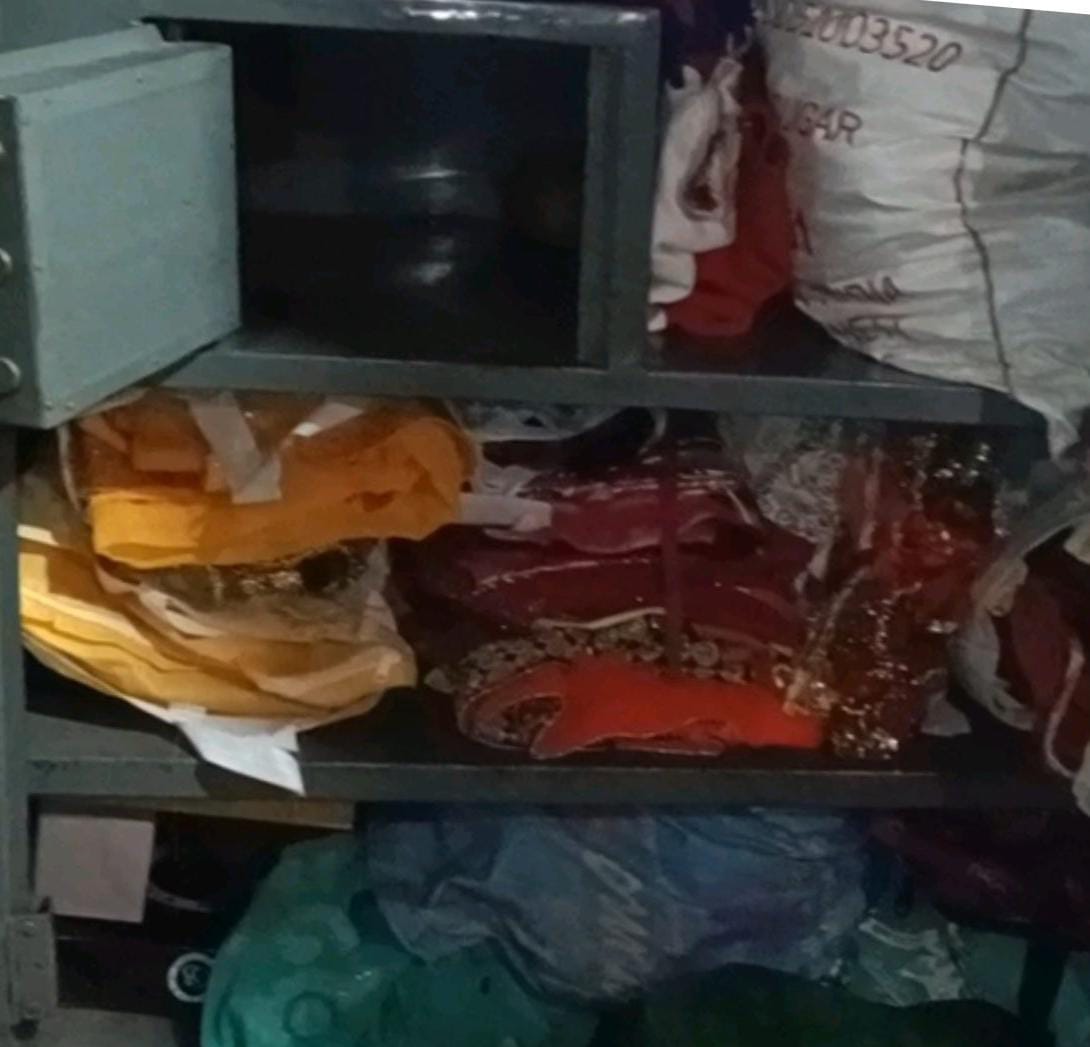 फिरोजाबाद में चोरों का तांडव, लाखों के जेवर व नकदी पर हाथ साफ