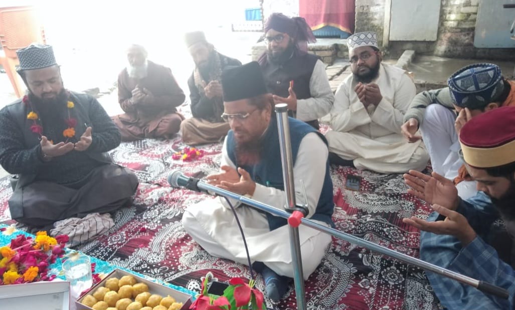 मुरादाबाद : जशने खत्मे बुखारी शरीफ मुकम्मल, कल होगा दस्तार ए बंदी का प्रोग्राम 