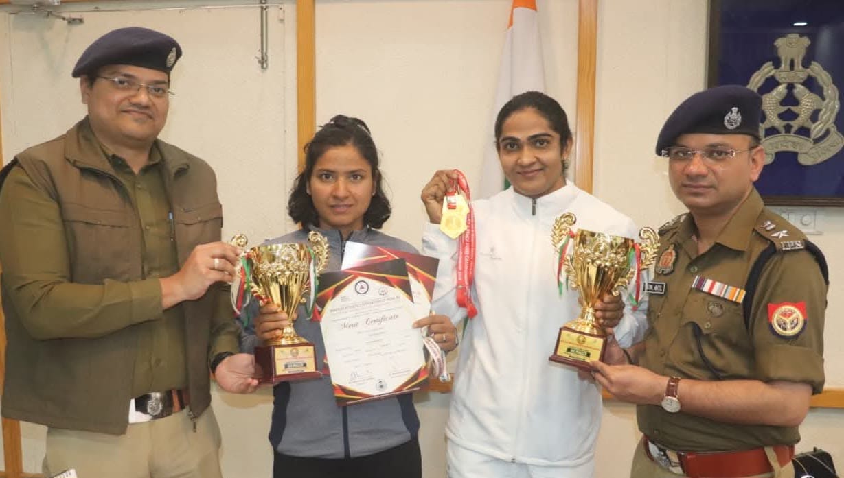 मुरादाबाद एसएसपी ने उत्कृष्ट खेल प्रदर्शन करने पर किया सम्मानित 