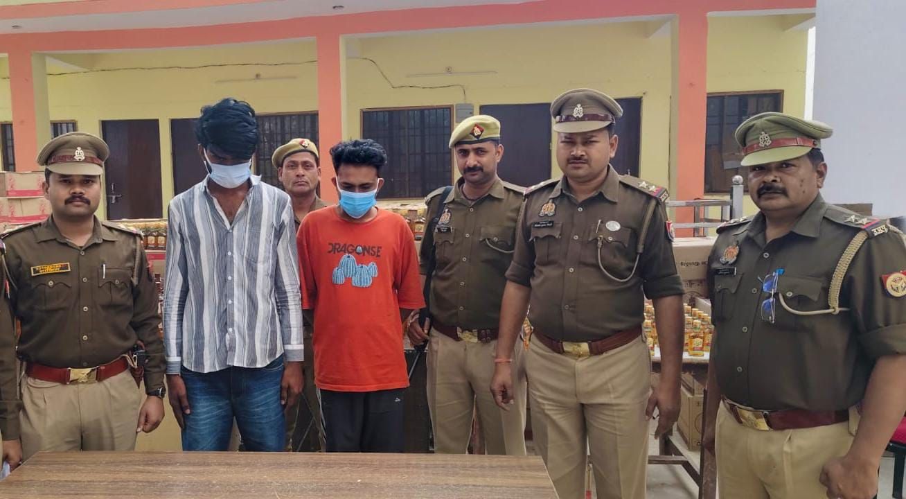 मटसेना पुलिस व एसओजी की संयुक्त कार्रवाई में दो तस्कर गिरफ्तार, 1 करोड़ की अंग्रेजी शराब बरामद