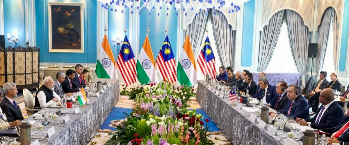 आतंकवाद पर दोहरा मापदंड या समझौता मंजूर नहीं : प्रधानमंत्री मोदी ने मलेशिया में कहा