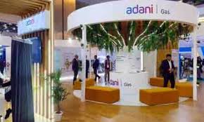 अदाणी-टोटल गैस ने कुछ औद्योगिक ग्राहकों के लिए गैस की कीमत घटाई