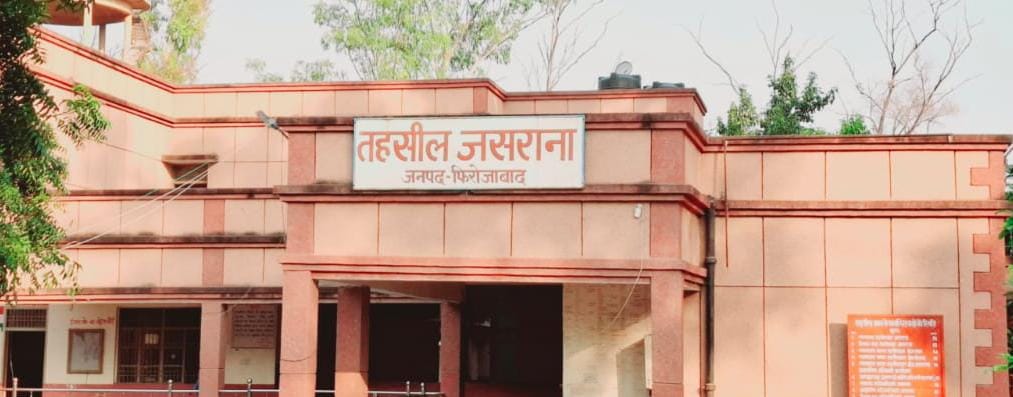 अधिवक्ताओं ने अधिकारियों पर लगाए गंभीर आरोप