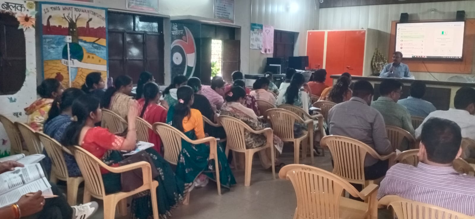 सहायक अध्यापकों का पांच दिवसीय प्रशिक्षण शुरू