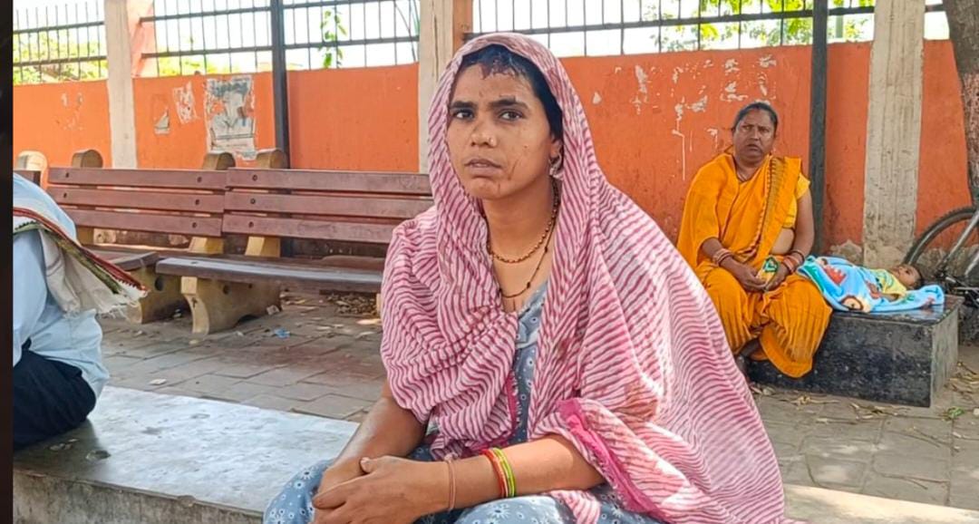 गैस सिलेंडर को लेकर विवाद, महिला सिर में आई गंभीर चोट