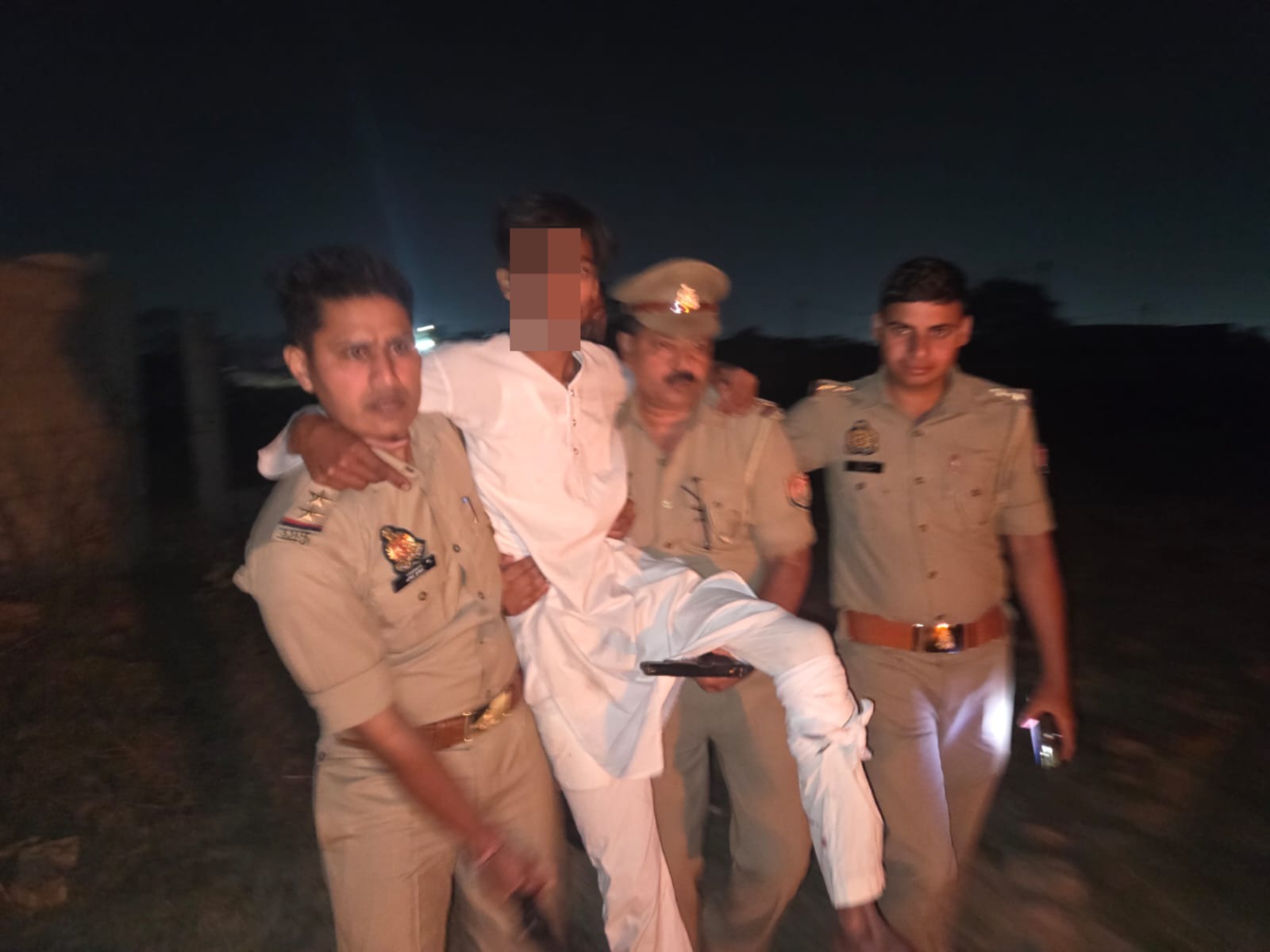 फिरोजाबाद पुलिस की बड़ी कामयाबी: मासूम के अपहरण की कोशिश करने वाला आरोपी मुठभेड़ में गिरफ्तार