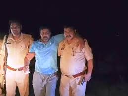 उप्र : गोकशी मामले में वांछित व्यक्ति मुठभेड़ के बाद गिरफ्तार