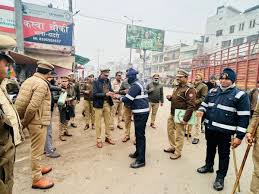 ठंड से बचाव के लिए ड्यूटी पर तैनात पुलिस कर्मियों को चाय उपलब्ध कराई जाए: पुलिस आयुक्त