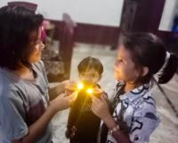 फिरोजाबाद चमका रोशनी में, दीपों की जगमगाहट से दुल्हन-सा सजा पूरा जनपद