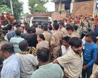 मामूली विवाद ने ली महिला की जान, शव रखकर जाम