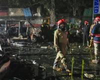 लाल किले के पास विस्फोट में आठ लोगों की मौत, कई वाहन जलकर खाक