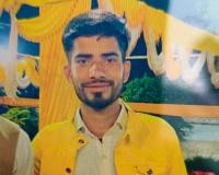 रेलवे ट्रैक पर युवक का शव मिलने से मच हड़कंप, जांच में जुटी पुलिस