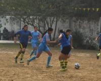 इंटर स्कूल बालिका फुटबॉल टूर्नामेंट का आयोजन, ग्लोबल स्कूल बना चैंपियन