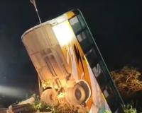 मप्र: बस खाई में गिरने से तीन यात्रियों की मौत, मुख्यमंत्री ने की सहायता राशि की घोषणा