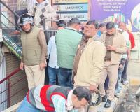 जेल रोड पर दुकान में लगी भीषण आग, दुकान स्वामी को हुआ लाखों का नुकसान